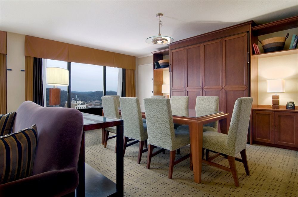 Hilton Knoxville